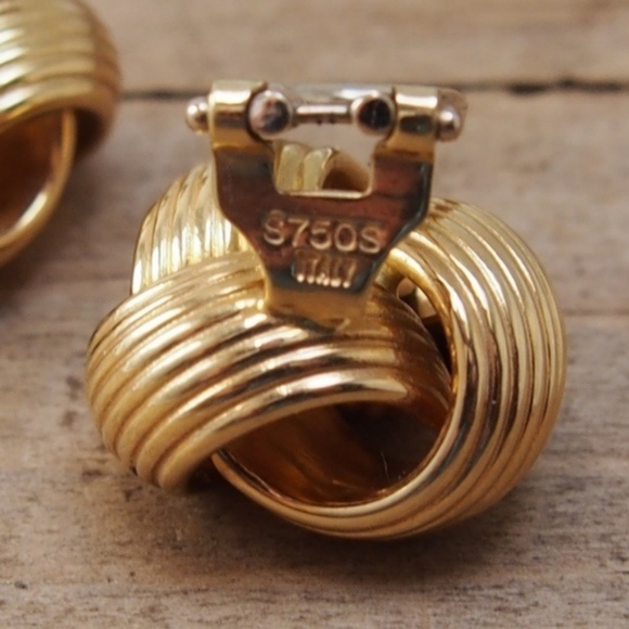 🌟HP🌟Italian 750/18k Gold Love Knot Earrings 8 gm - Picture 5 of 5